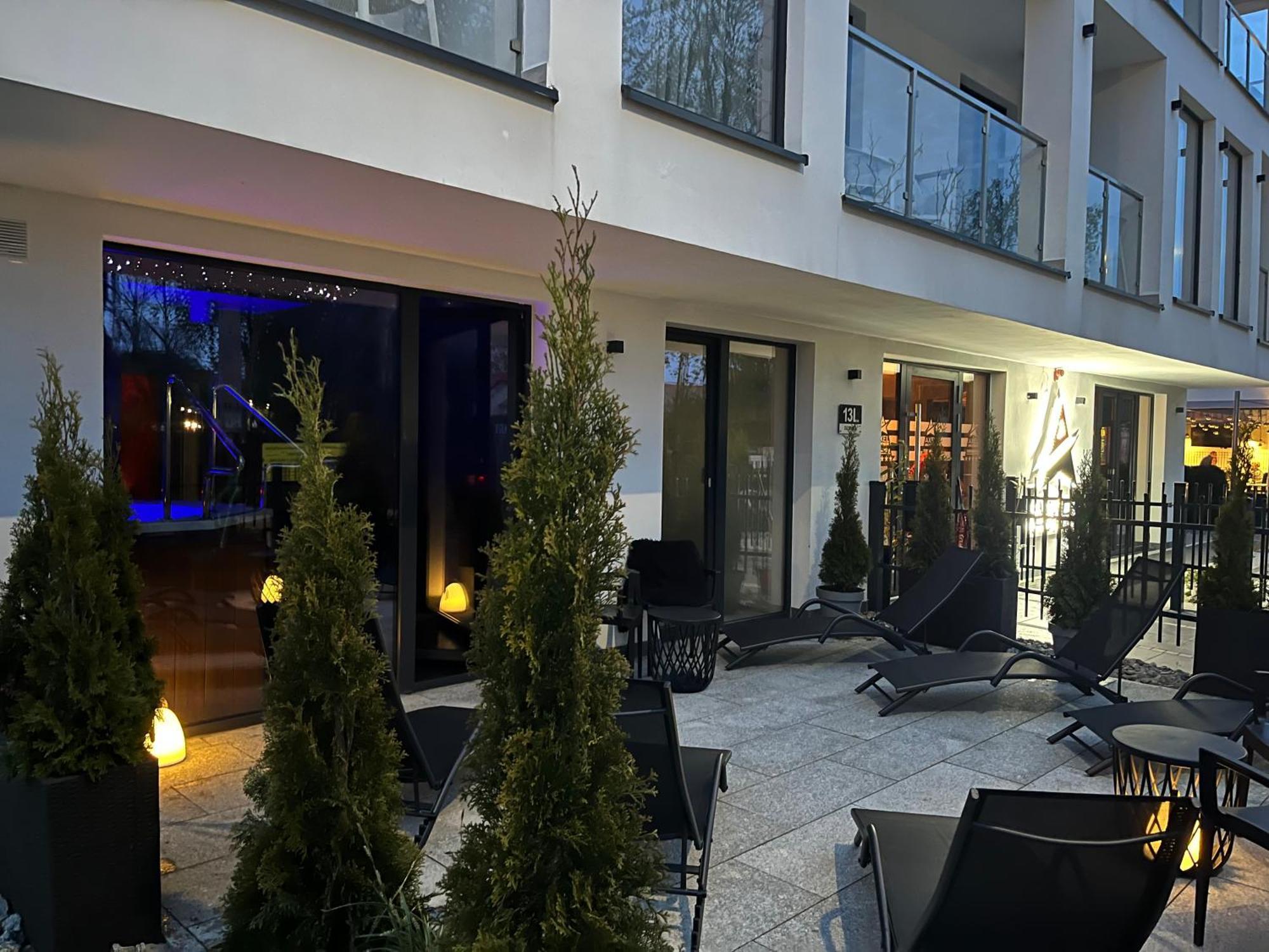 Axel Boutique Jacuzzi & Sauna Bed and Breakfast Dziwnów Exterior foto