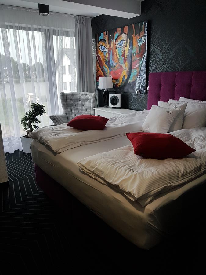 Axel Boutique Jacuzzi & Sauna Bed and Breakfast Dziwnów Exterior foto